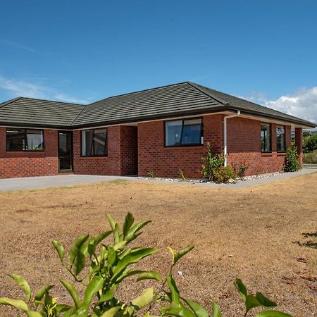 The Waterfront Ruakaka - Ruakaka Holiday Home Zewnętrze zdjęcie