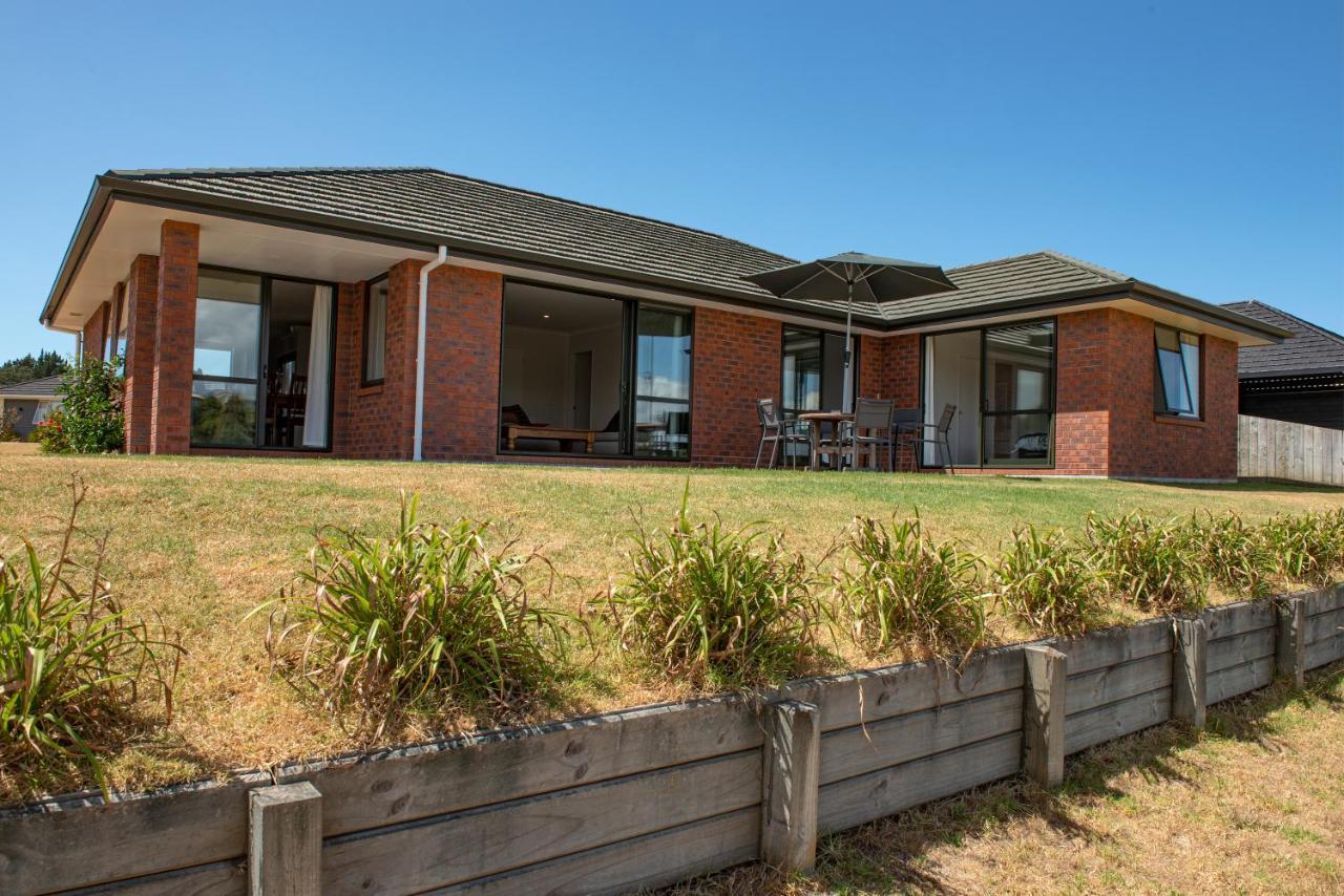 The Waterfront Ruakaka - Ruakaka Holiday Home Zewnętrze zdjęcie