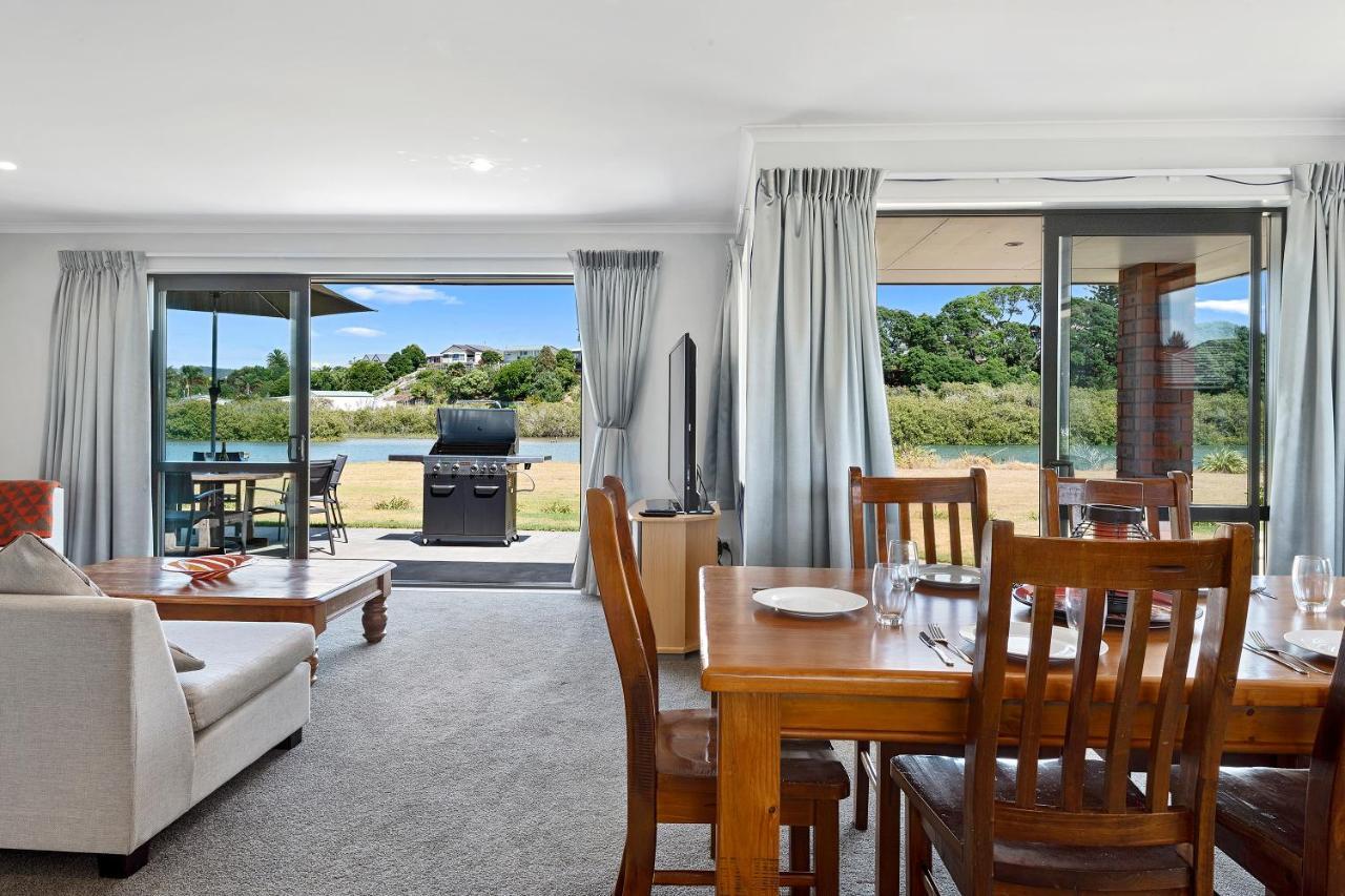 The Waterfront Ruakaka - Ruakaka Holiday Home Zewnętrze zdjęcie