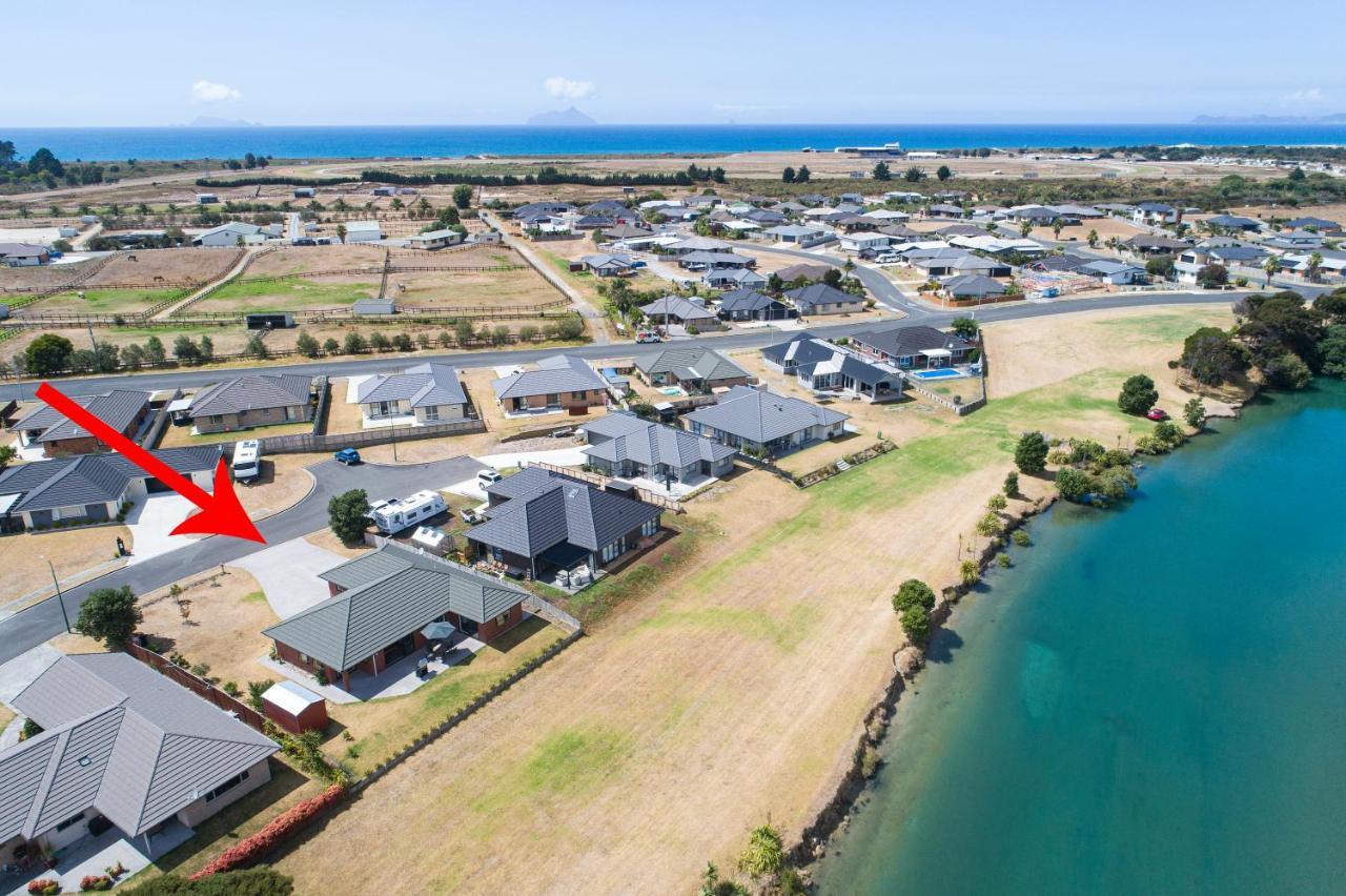 The Waterfront Ruakaka - Ruakaka Holiday Home Zewnętrze zdjęcie